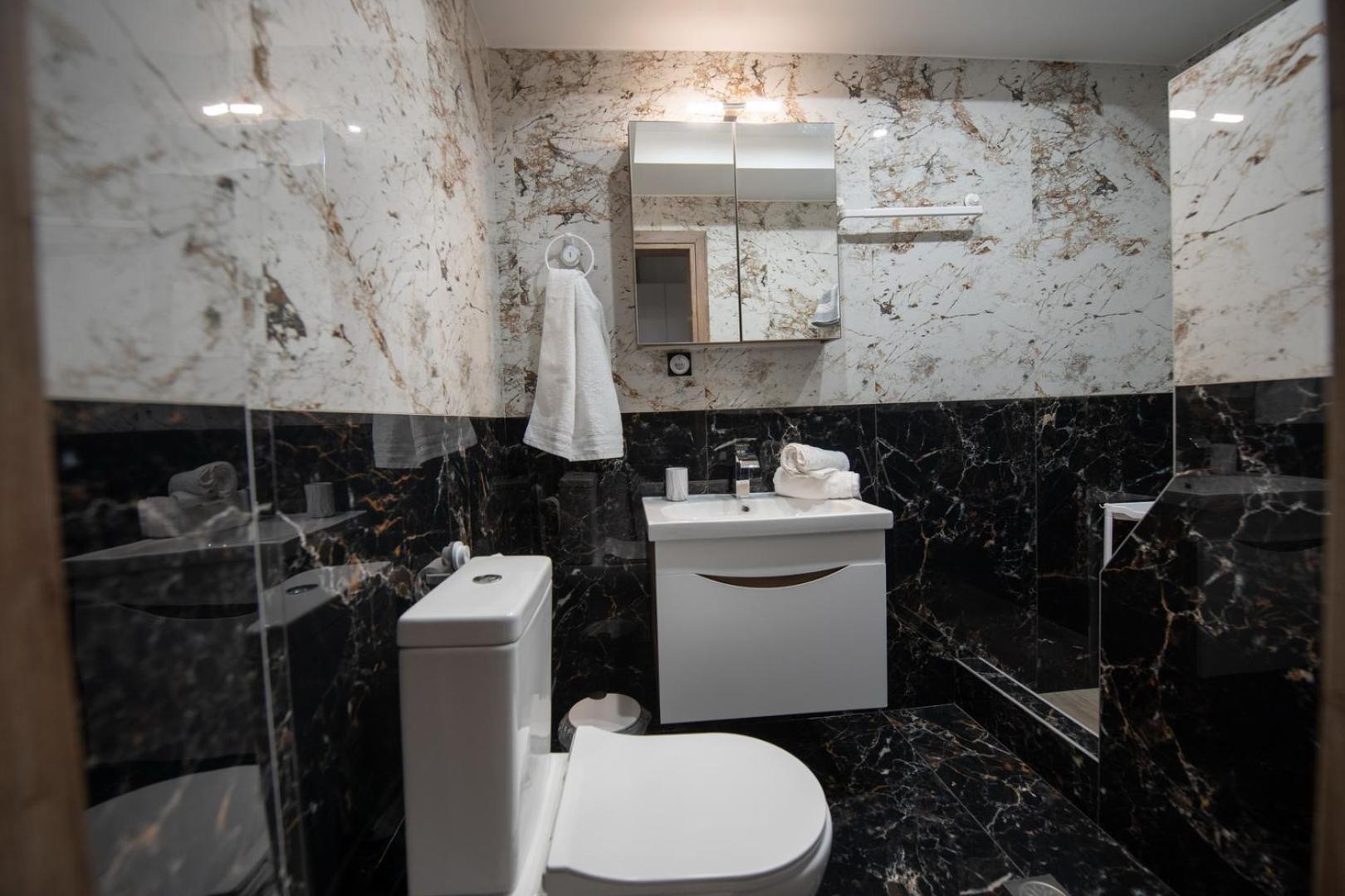 Luxe Suite, Chrysa's Private Getaway Appartement Thessaloniki